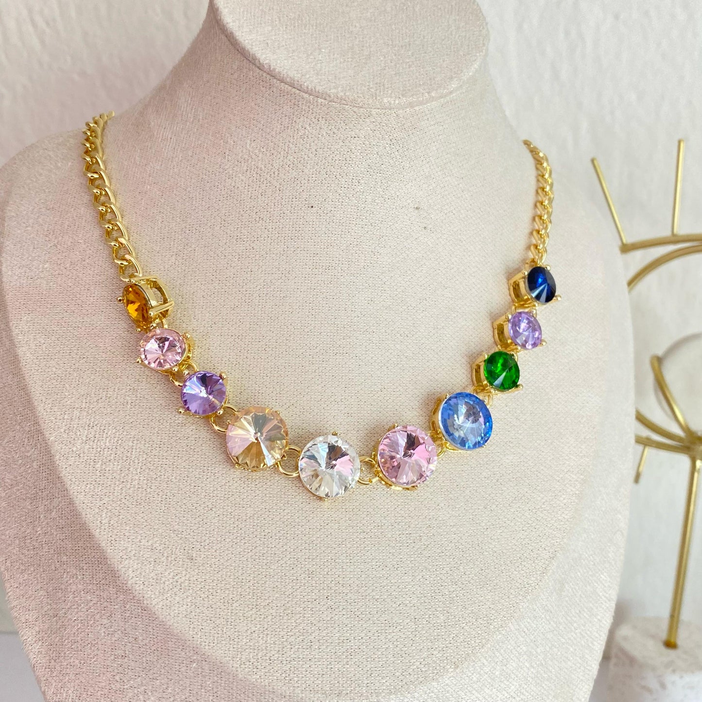 Collar Cristales Colores Oro Laminado