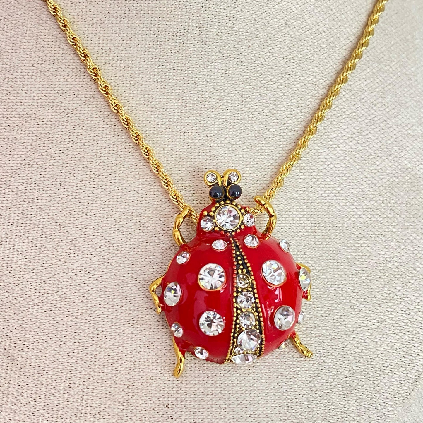 Collar Catarina Torsal Oro Laminado