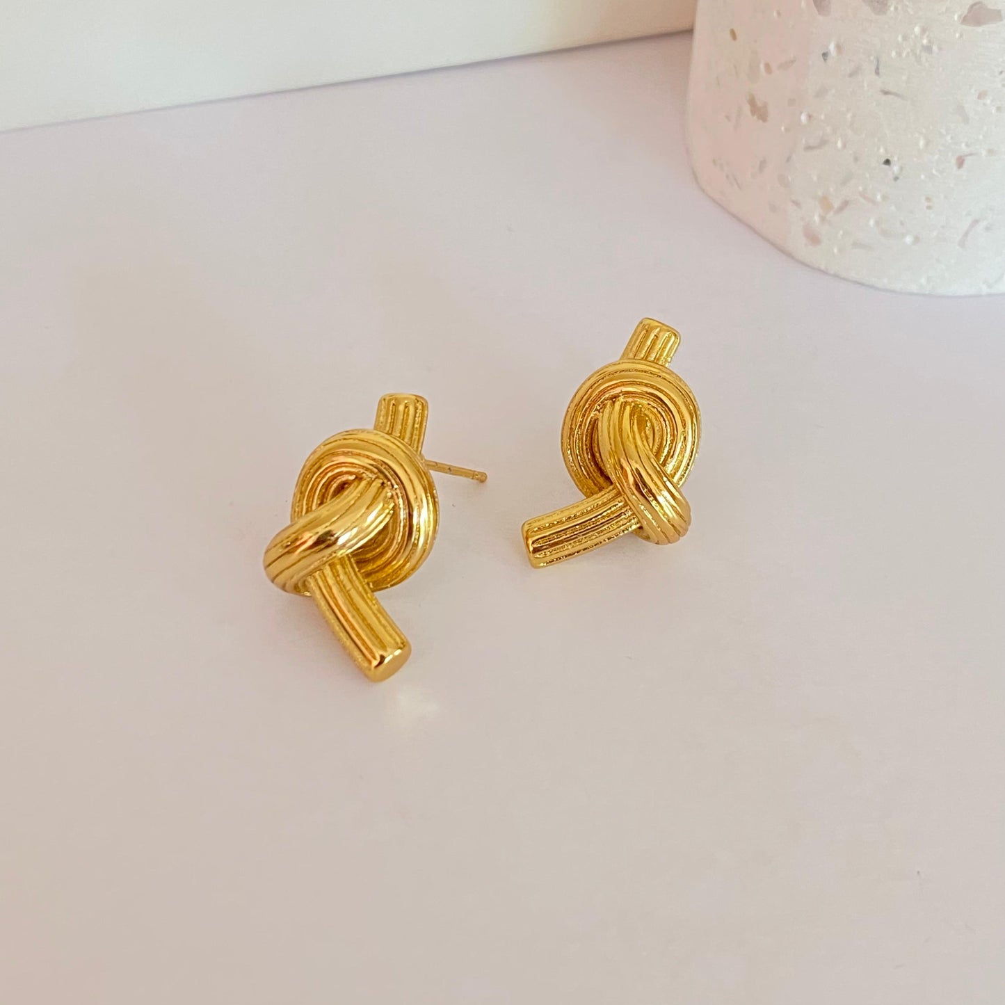 Arete Nudo Gde acero