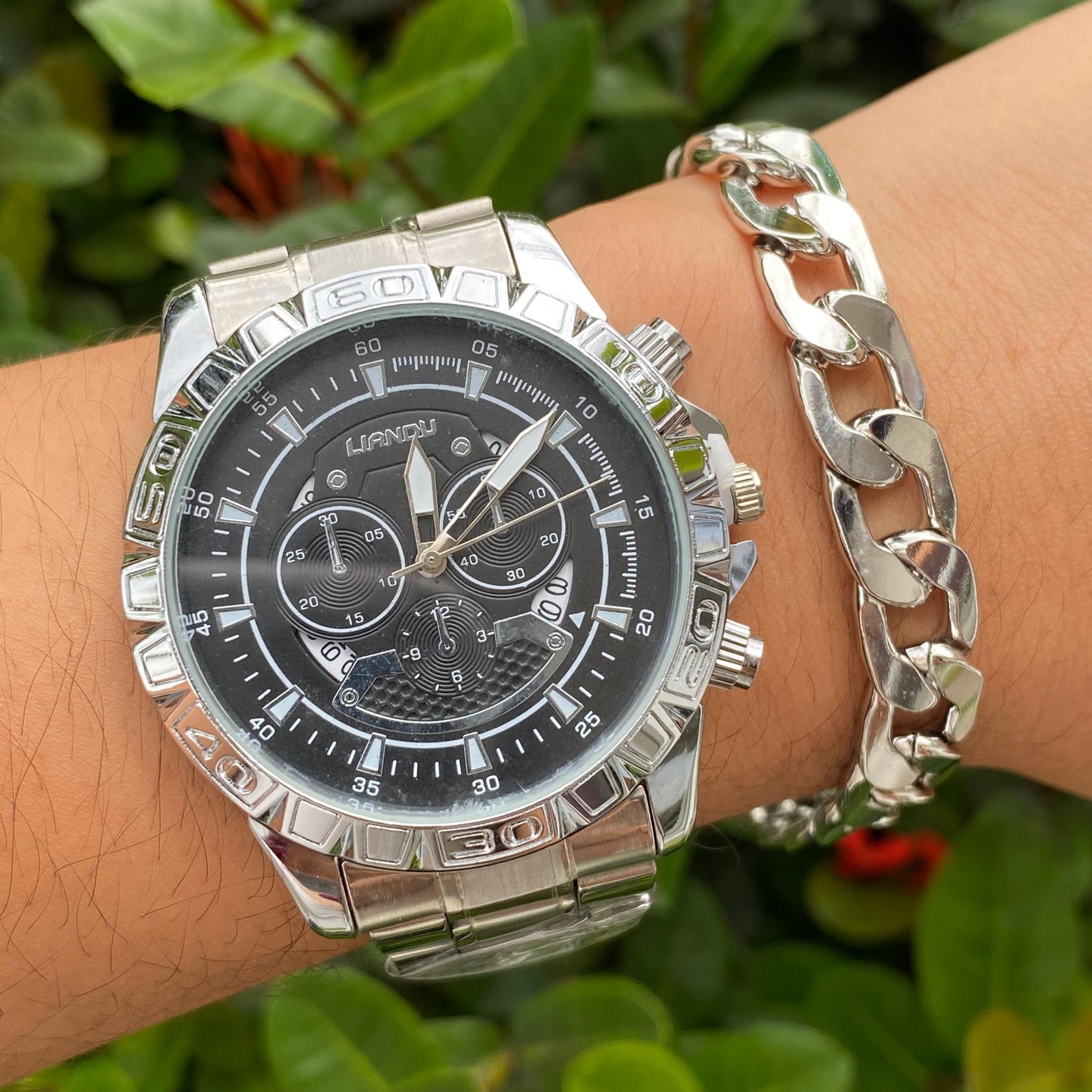 Reloj Plateado con pulsera
