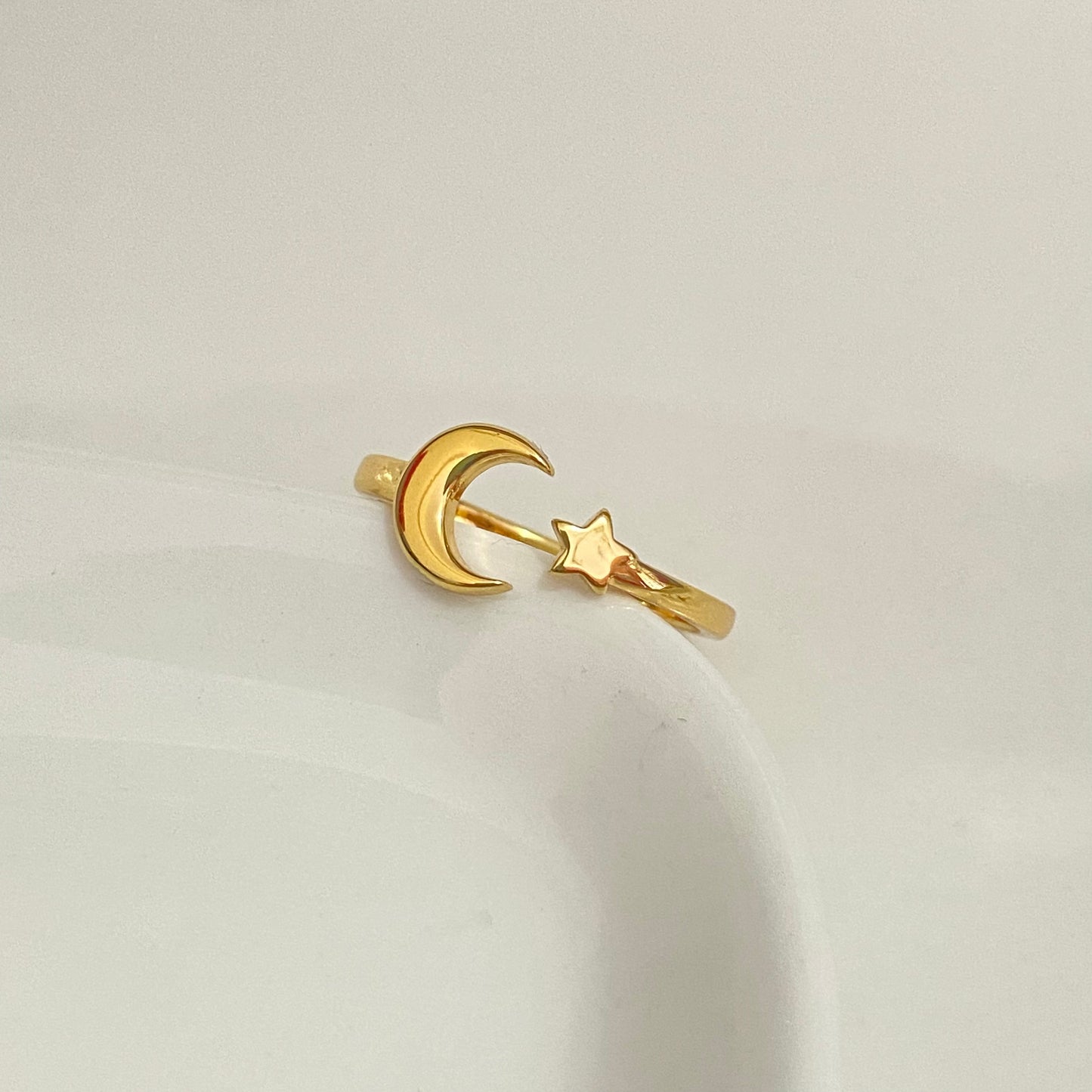 AN9933