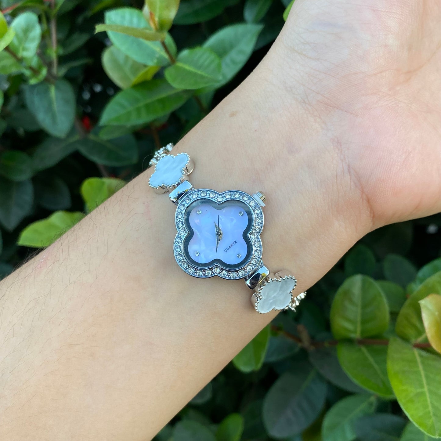 Reloj Trébol Ajustable Chapa