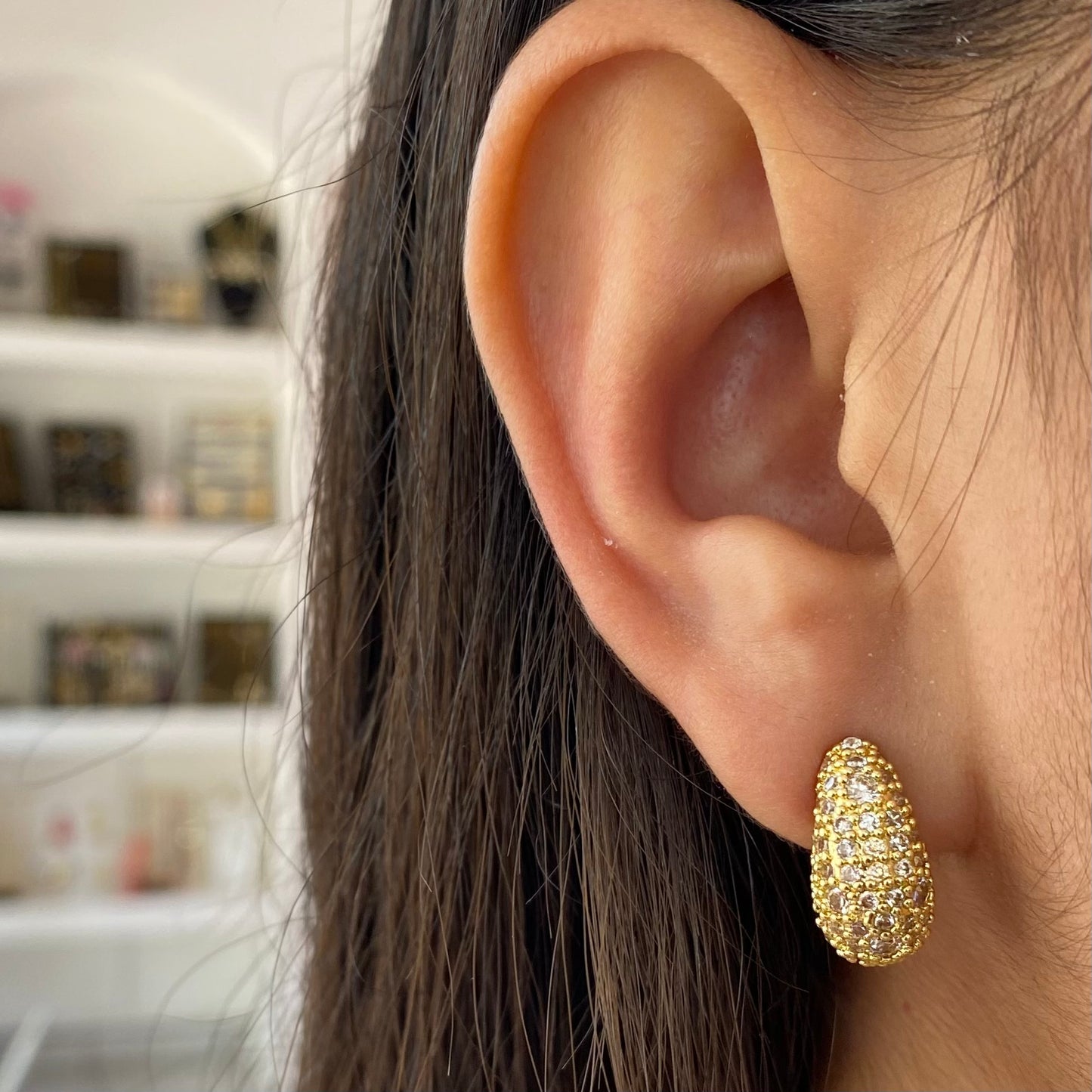 Aretes gota mini cristales chapa