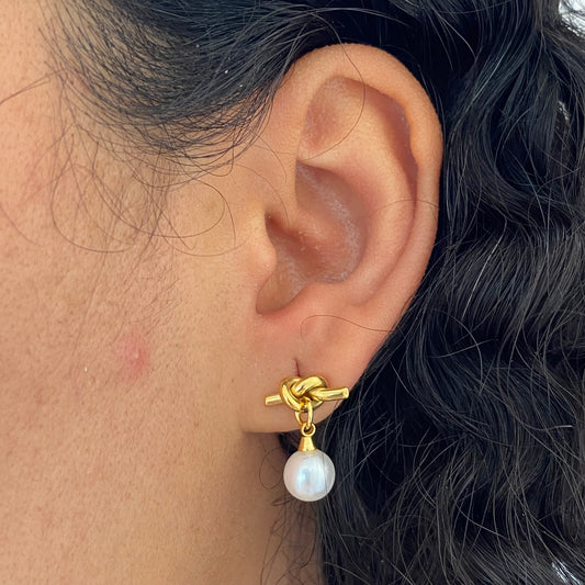 Arete nudo perla acero