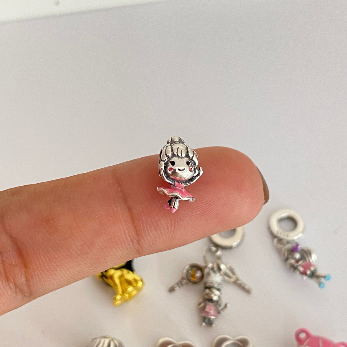 Charm inspo Pandora Silver love🦢🎀