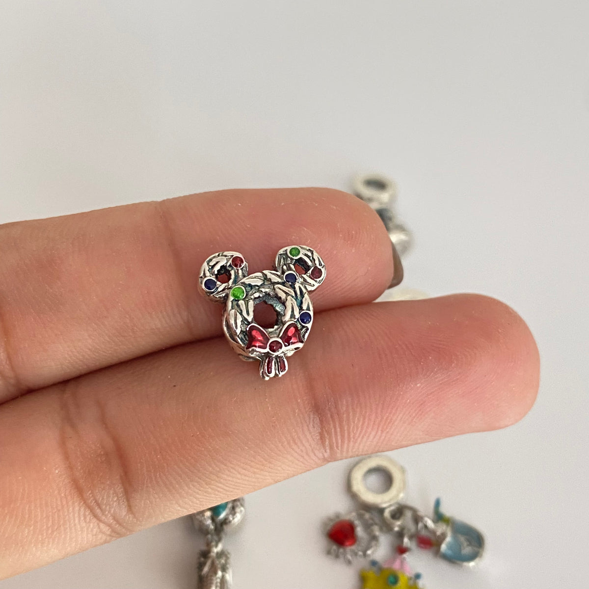 Charm Inspo Pandora colors y gold🌈⭐️