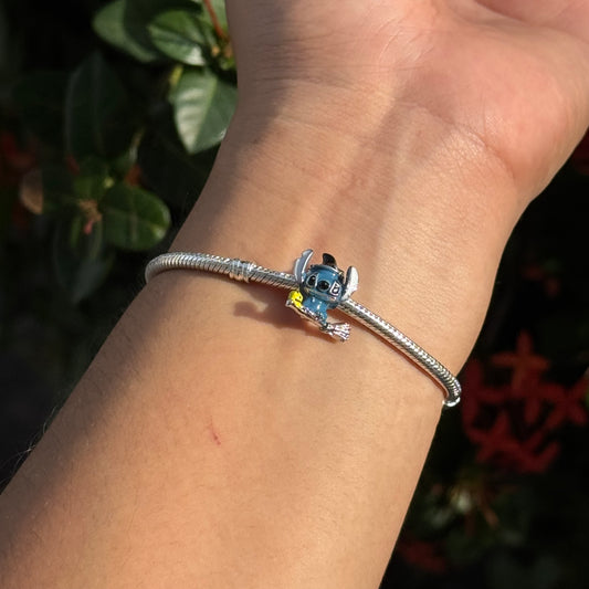 Charm Stitch Brujo
