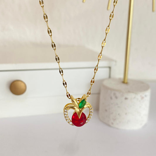 Collar Manzana Acero