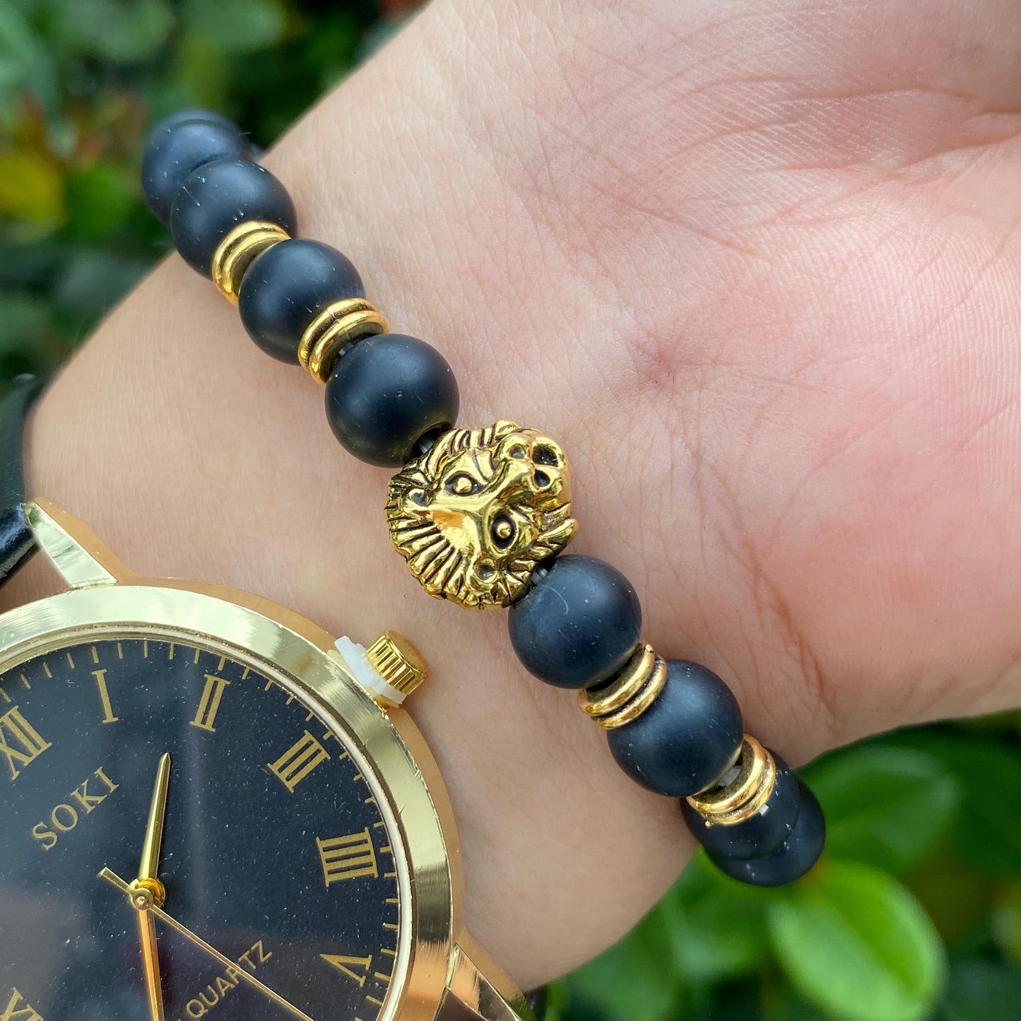 Reloj Negro-Dorado con Pulsera