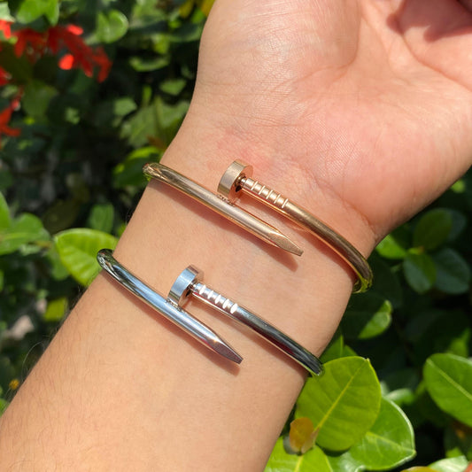 Pulsera clavo