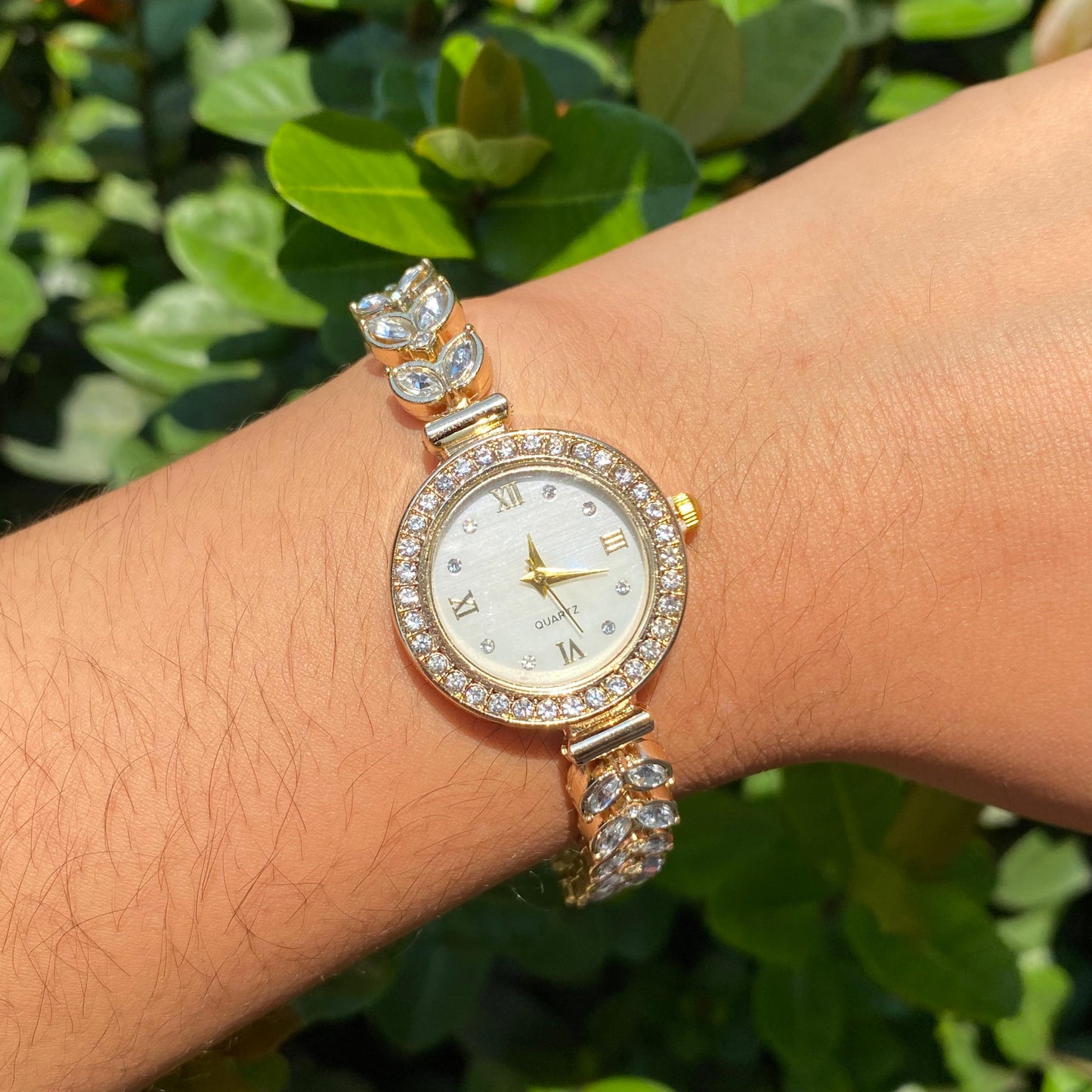 Reloj Redondo Cristales.